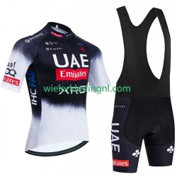 Wielershirt en Kort Koersbroek equipe pro uae team emirates 2025 Heren N001